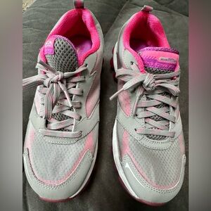 Skechers Skech-Air Memory Foam color Grey/Pink size 6.5